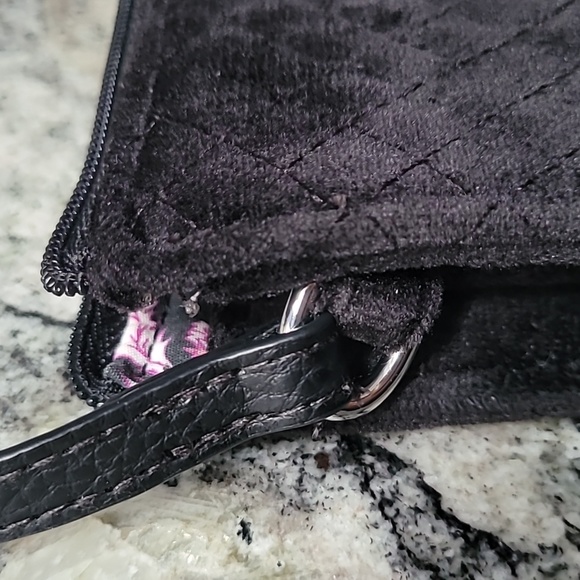 Vera Bradley Hobo - Picture 11 of 12